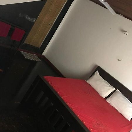 Everest Rooms Piliyandala Exterior foto